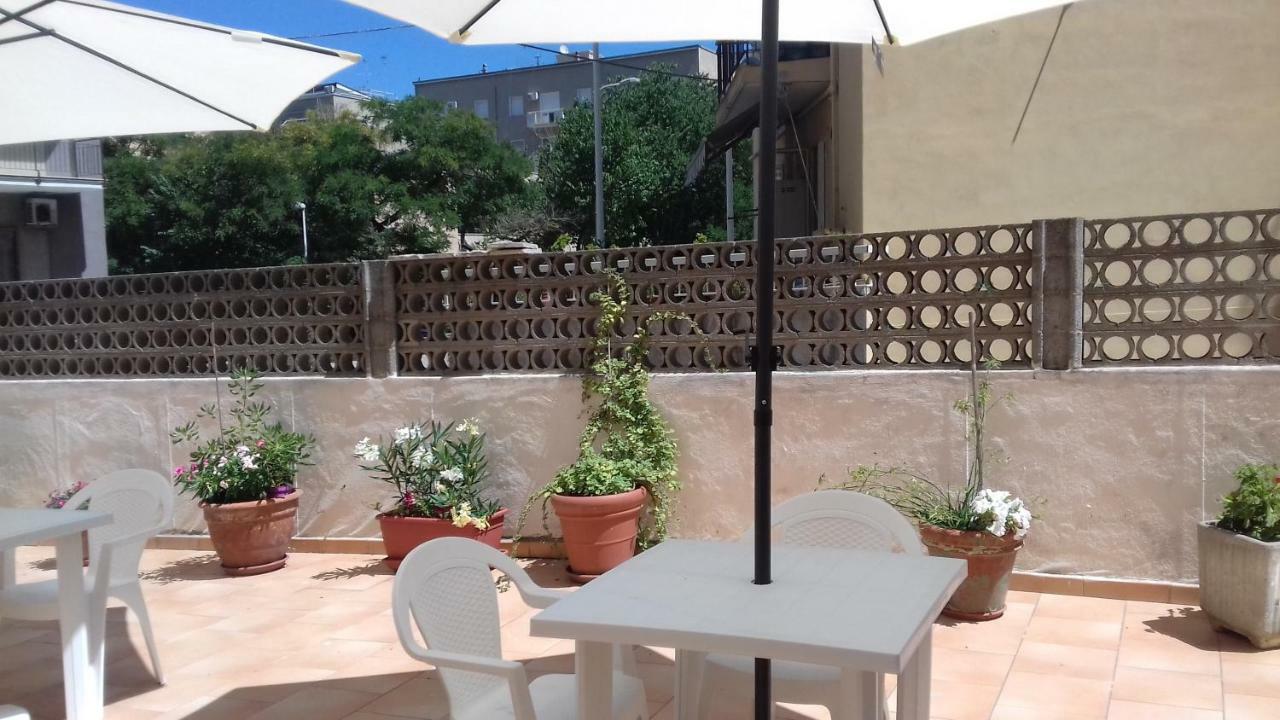 Camere In Affitto Sassari Exterior foto